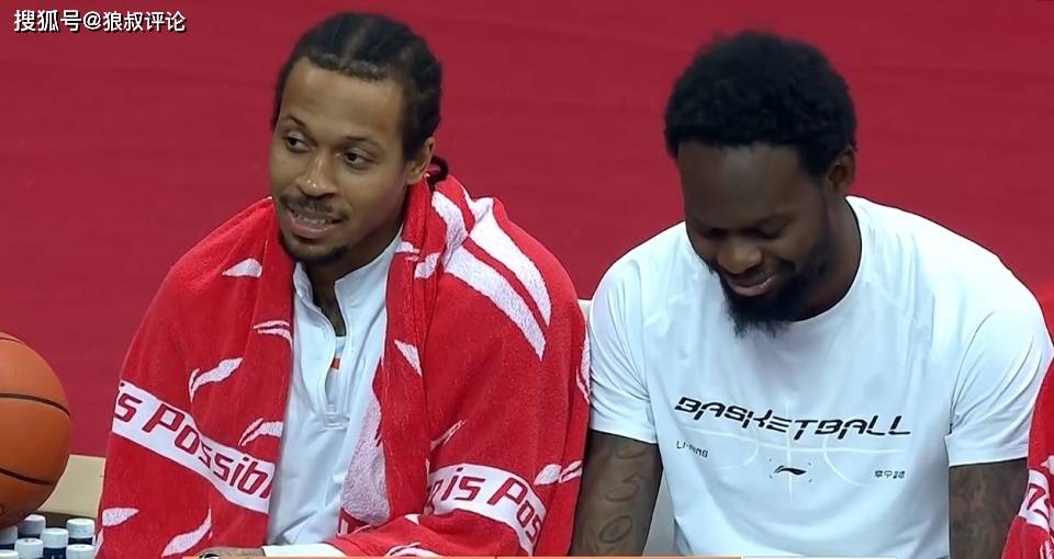 逆天！江苏主场险些完成23分大逆转 大外援贾尔斯乌龙补篮送分太致命