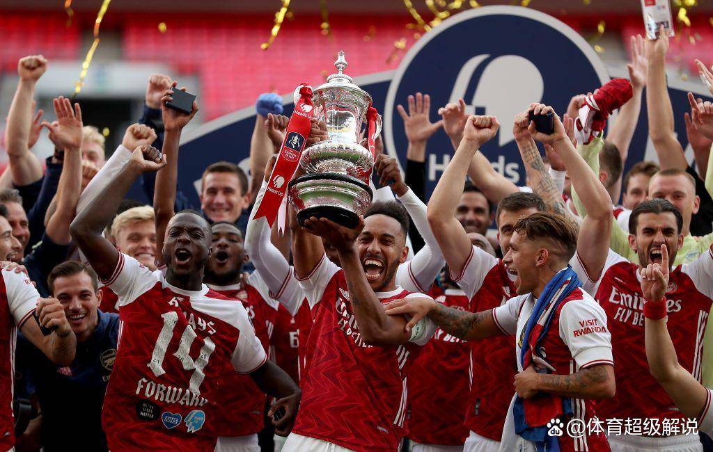 阿森纳收缩防守自废武功，特罗萨德首发暴露战术错位