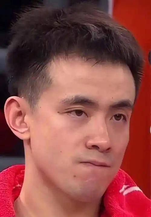 辽宁男篮重建风波:赵继伟离队传闻真相曝光,未来去向未必是北控
